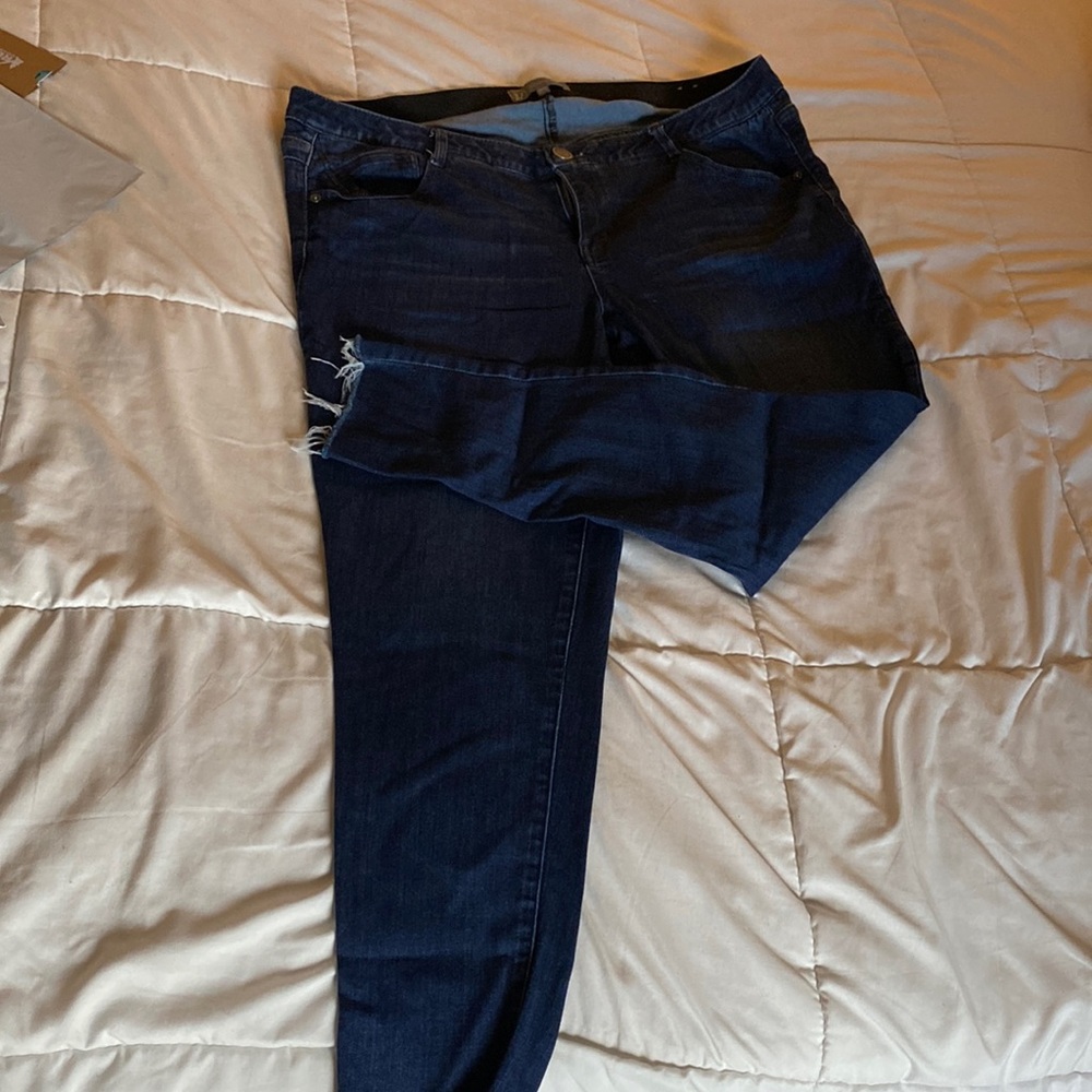 Wit & Wisdom 20w denim jeans, frayed ankle (Nordstrom)